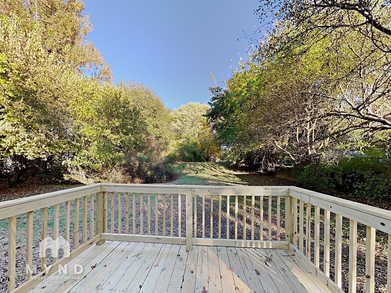 Building Photo - 5716 Lambrook Ct