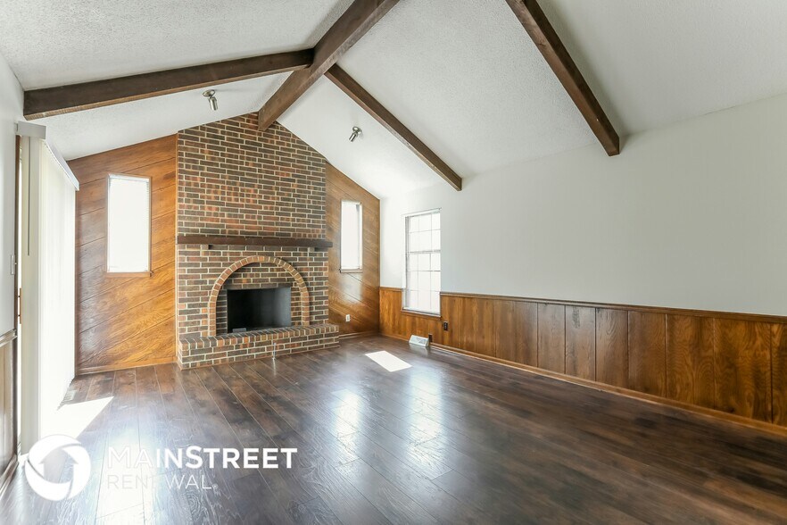 Building Photo - 1501 N Aztec Ave