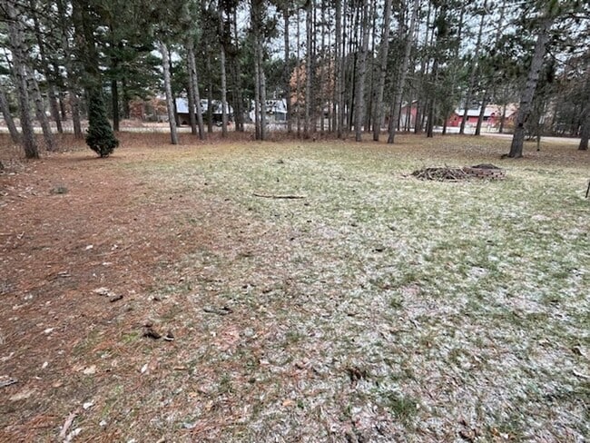 Building Photo - 5341 Bees Ln