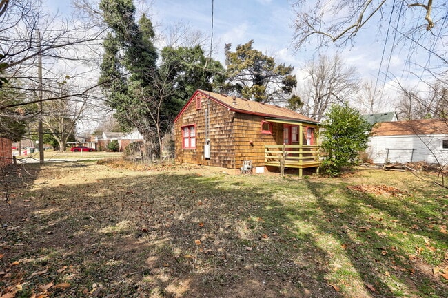 Building Photo - 401 S Berry Rd