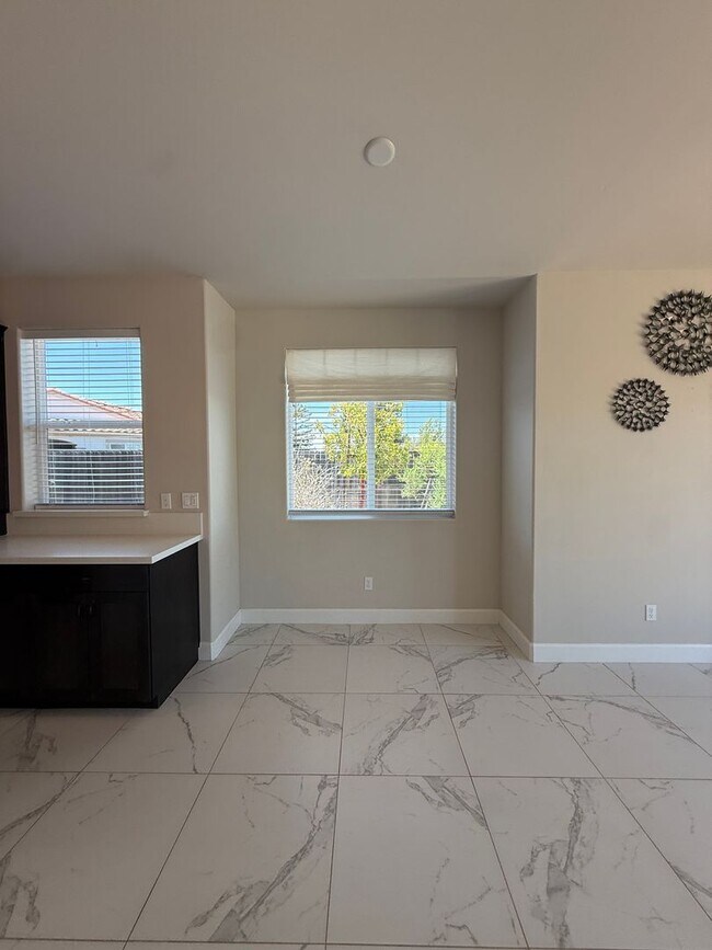 Building Photo - Newer Single Story Model Home Located In The Meadows at Rice Ranch with Three Car Garage