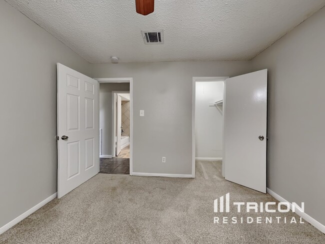 Building Photo - 507 Reecewood Lane Missouri City TX