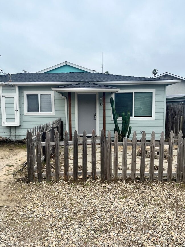 Primary Photo - Close to beach