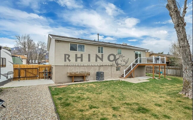 Building Photo - 9218 Laura Anne Wy.