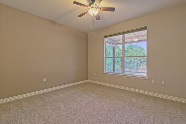 Building Photo - 411 Capote Peak Dr