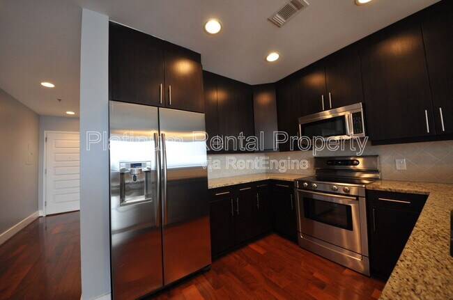 Building Photo - 1080 Peachtree St NE