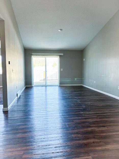 Building Photo - 1987 Southridge Ave