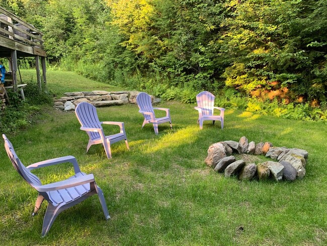 Building Photo - Charming 3BR House in Granville