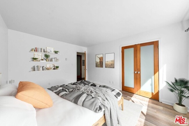 Building Photo - 11670 Iowa Ave