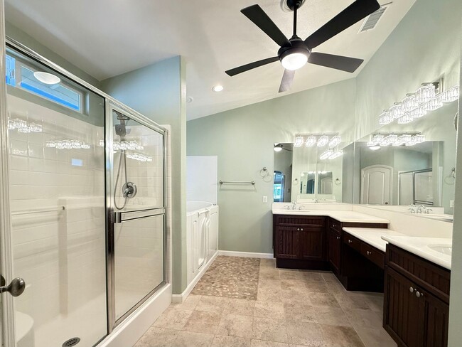 Building Photo - Four Seasons 55+ – Beautifully Upgraded wi...