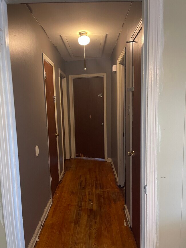 Building Photo - 3265 Hanna Dr