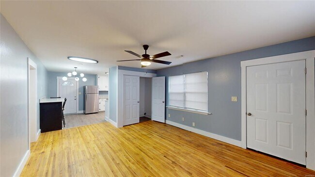 Building Photo - 302 Moncrief St