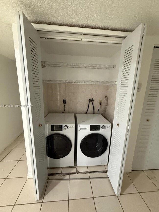 Building Photo - 9520 SW 8th St