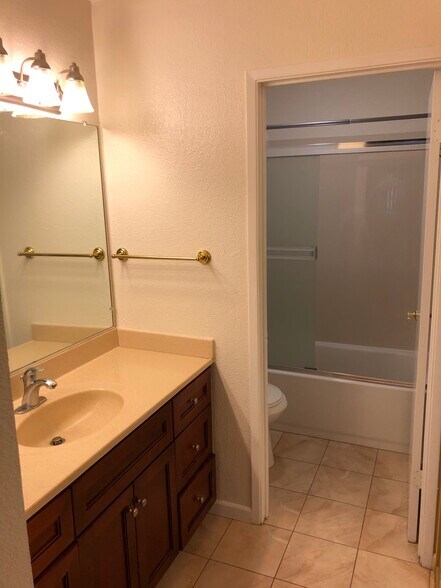 Upstairs main bathroom - 24352 Dover Ln