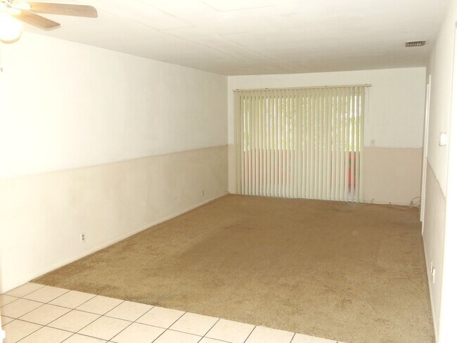 Building Photo - 2 bed / 2bath condo in the heart of Clearwater