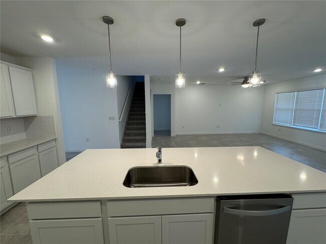 Building Photo - 12733 Wanderlust Pl