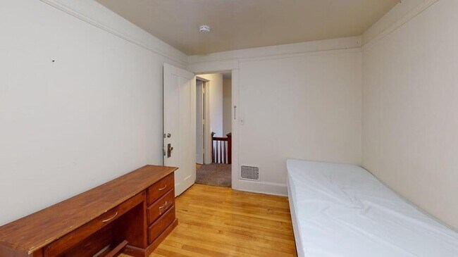 Building Photo - 1145 S. Forest-1145SF