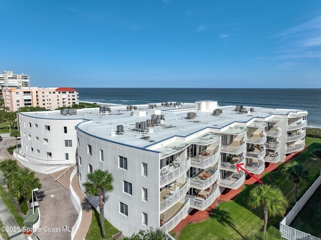 Building Photo - 601 N Miramar Ave