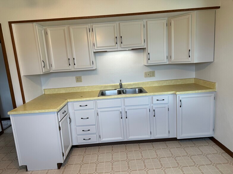 Building Photo - 7991 County Road D