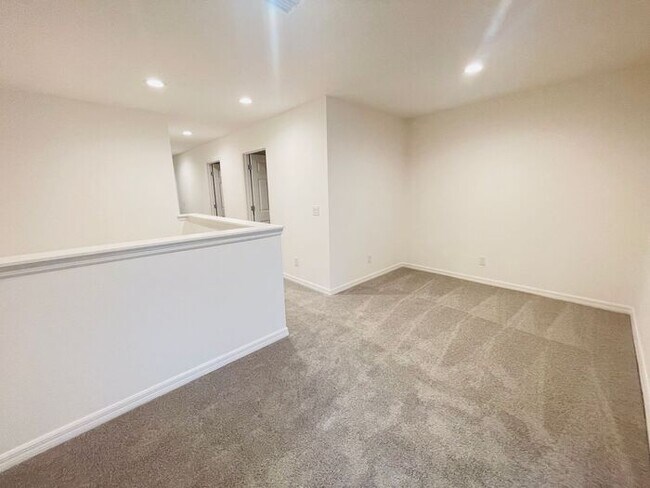 Building Photo - Coming Soon!!!-Blue Springs Reserve-180 Glass Onion Dr Groveland, FL 34737