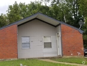 Building Photo - 1335-1337 Halcomb ln- Frayser Duplex