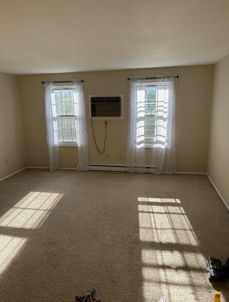 Living room will have hardwood flooring - 297 Ashland Ave
