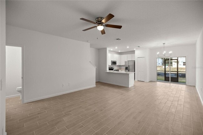 Building Photo - 3600 SE 37th Ct