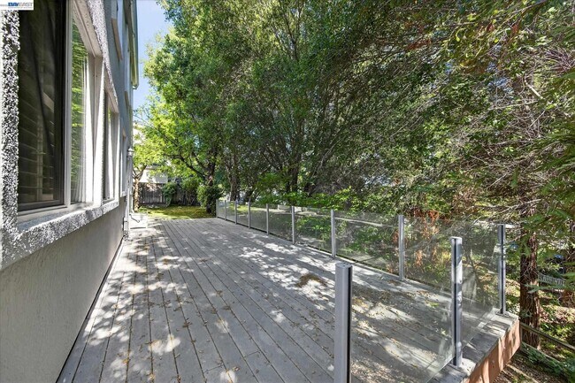 Building Photo - 133 Sundance Pl