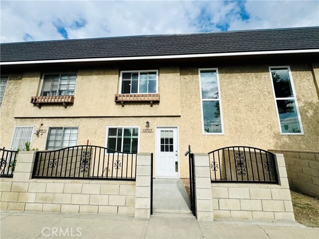 Primary Photo - 13753 Los Angeles St