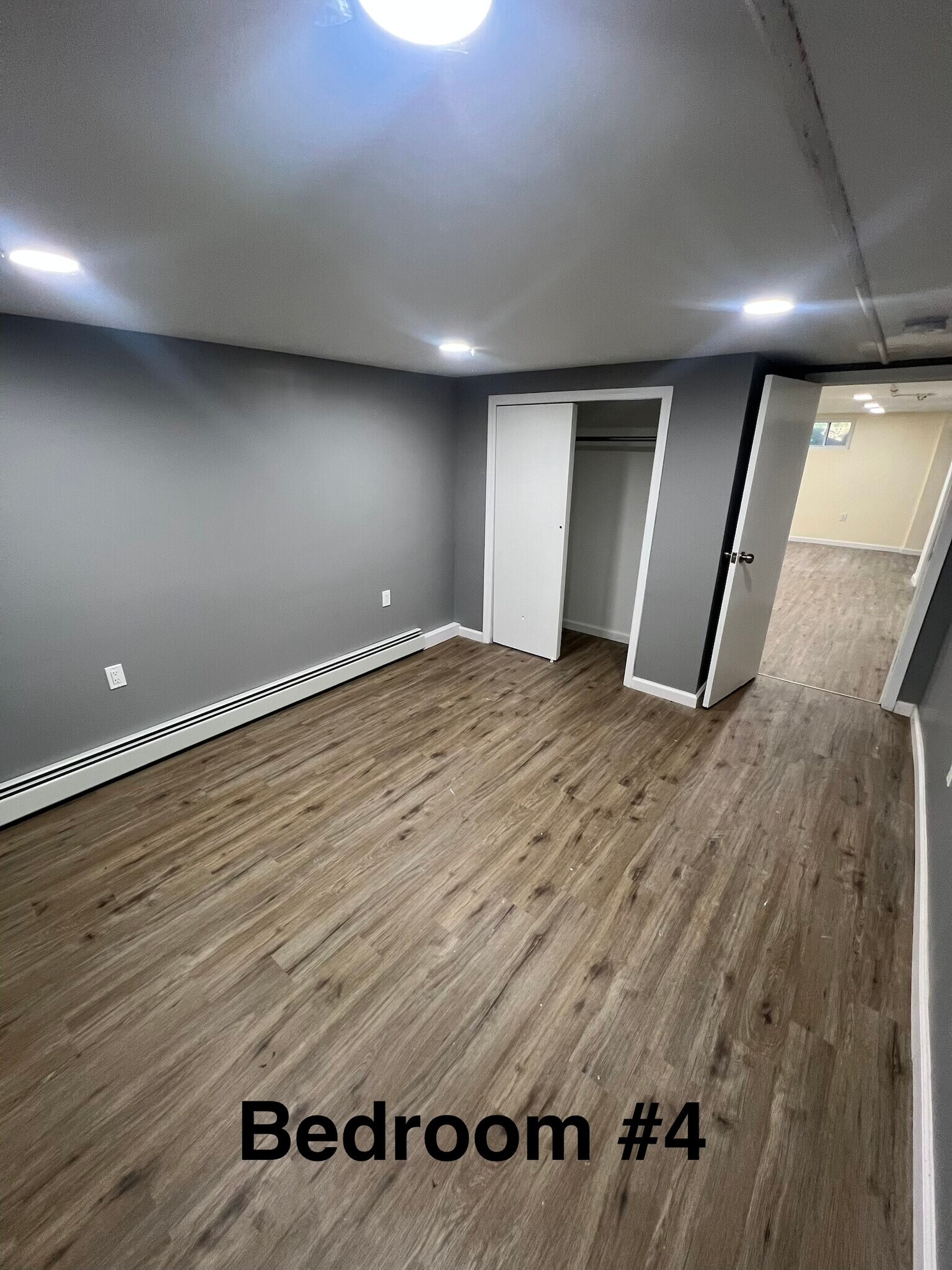 Building Photo - 436 Brook St