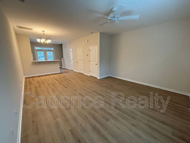 Building Photo - 202 Jordan Ln