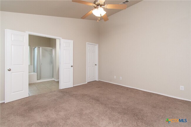 Building Photo - 5409 Rimes Ct