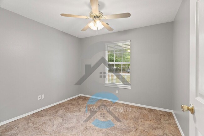 Building Photo - 1412 Ivy St