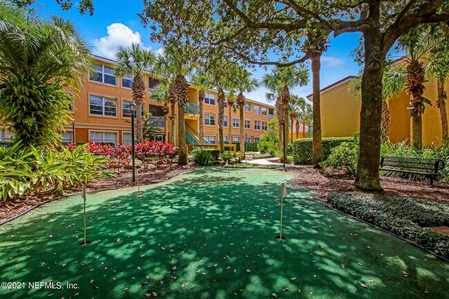 Building Photo - 108 Laguna Villa Blvd