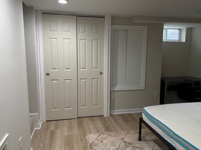 Building Photo - 1629 Searles Rd