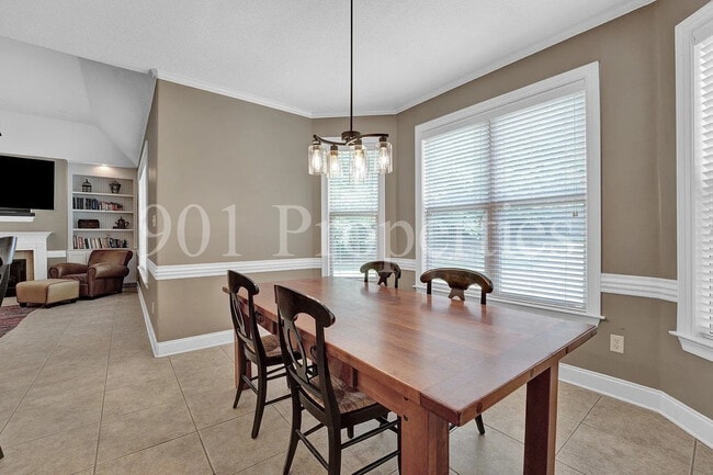 Building Photo - 5967 Carters Bluff Dr