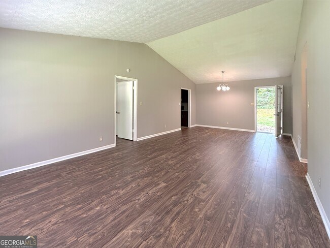 Building Photo - 813 Post Oak Cir