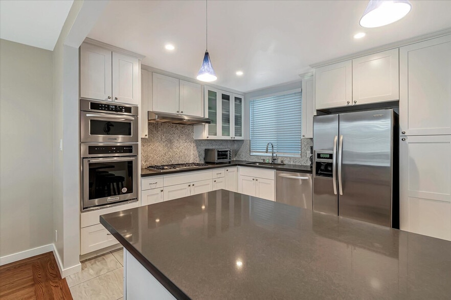 Building Photo - 501 Atlanta St