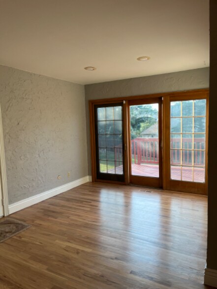 Building Photo - 5270 Picket Dr