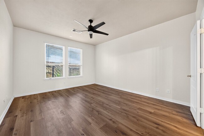 Building Photo - 2403 Summers Glen Ct