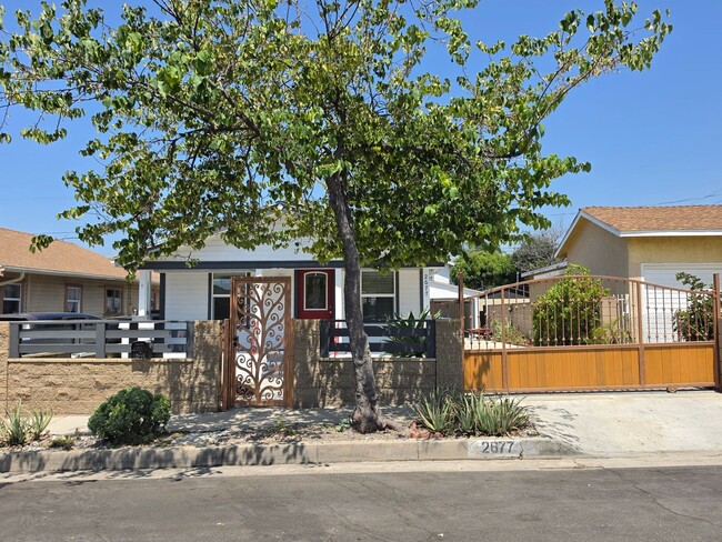 Building Photo - Charming Remodeled 2 Bed / 2 Bath Craftsman home in Cypress Park – Garage, Open Floor Plan & Mode...
