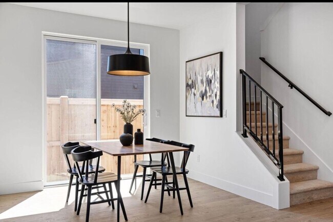 Building Photo - Gorgeous BRAND NEW 3-Bdr/2.5-bath with Loft in beautiful Sunset Meadows! -Sisters, Oregon