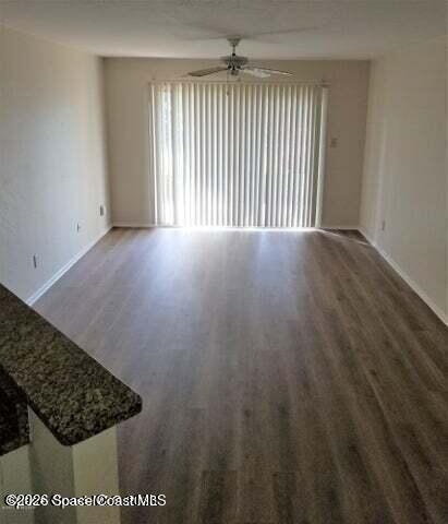 Building Photo - 650 Is Clb Ct