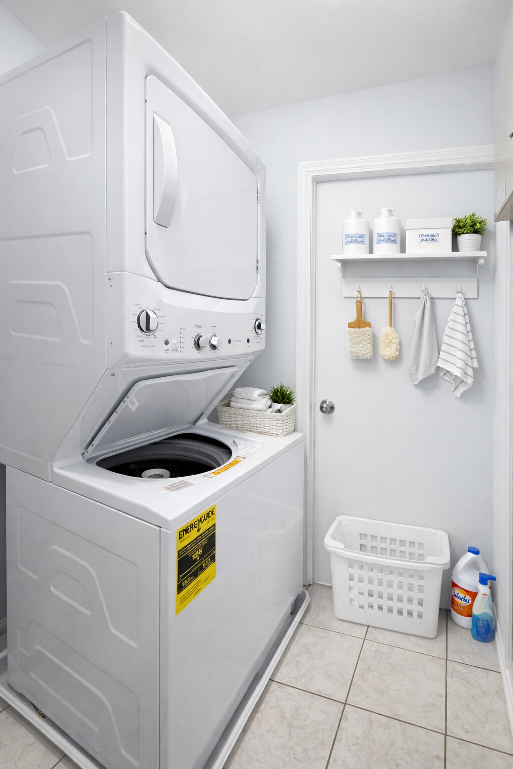 Building Photo - 2413 W Taylor St