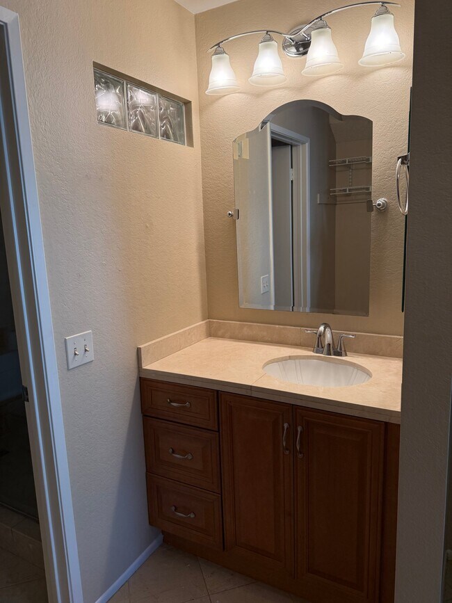 Building Photo - 3538 Seahorn Cir