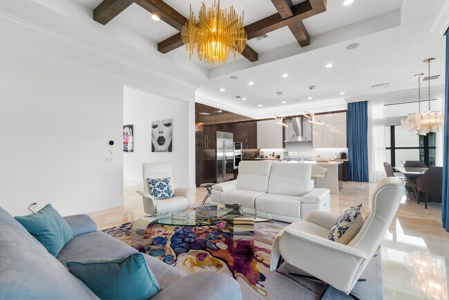 Building Photo - 17297 Ponte Chiasso Dr
