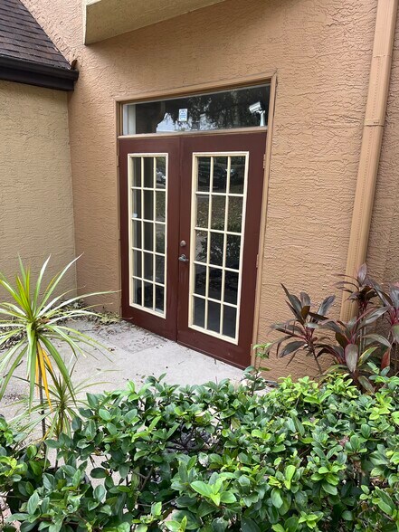 Patio - 6420 Raleigh St