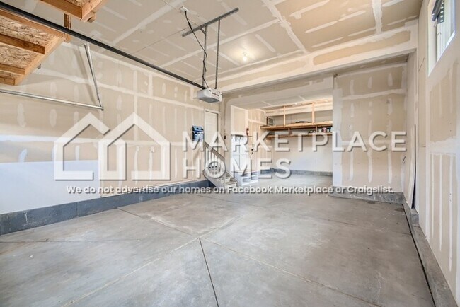 Building Photo - 10289 Nucla St