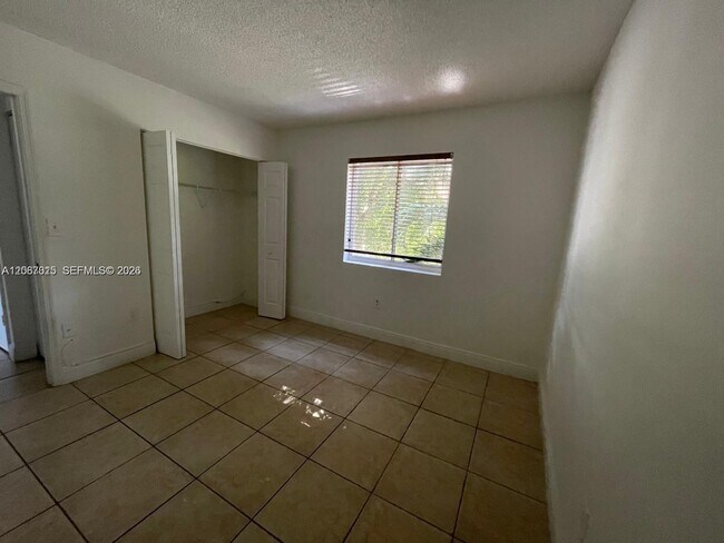Building Photo - 7991 SW 152nd Ave