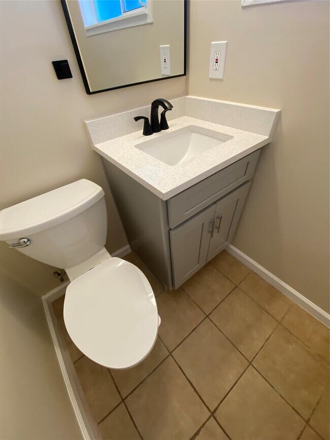 Building Photo - 3010 Fruth None E #C C